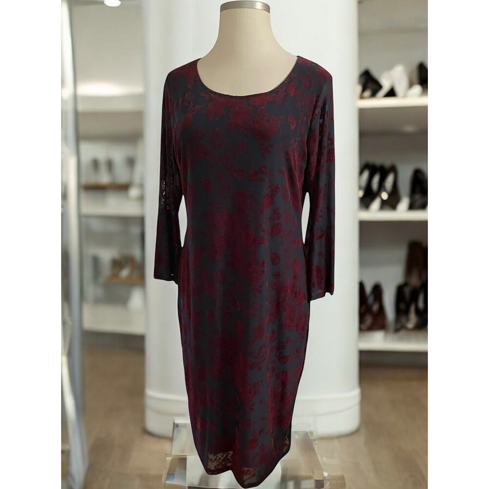 HAANI 1X Wine Flocked Velvet Floral Print‎ Bell Sleeve Hem.